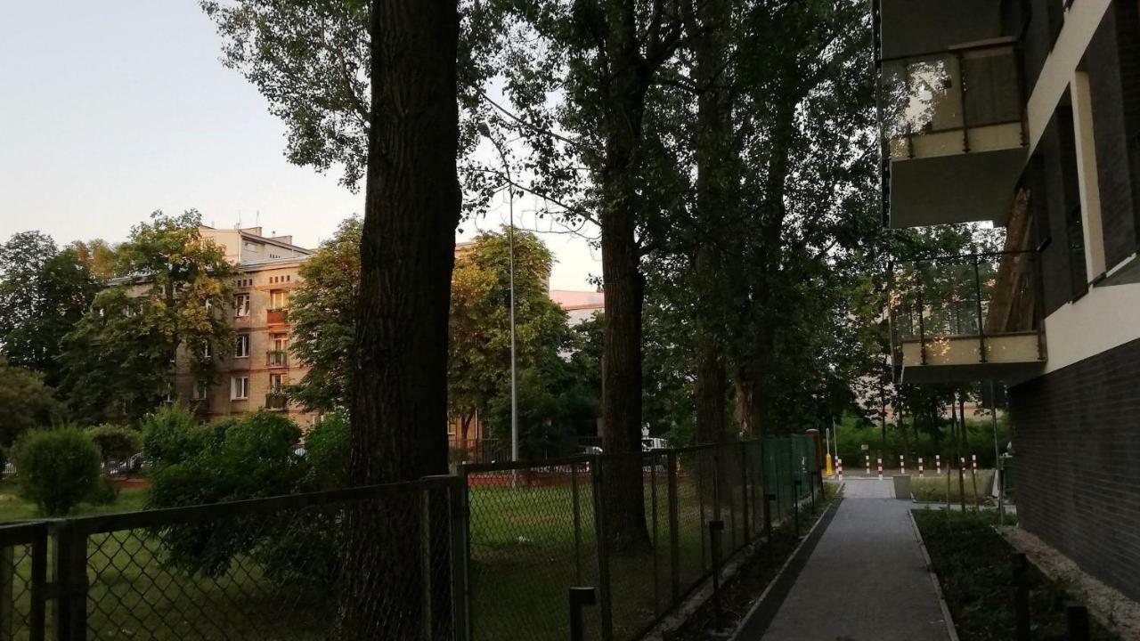 Apartament Bielany Oczapowskiego Varşovia Exterior foto