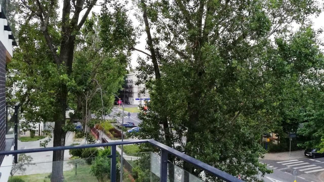 Apartament Bielany Oczapowskiego Varşovia Exterior foto