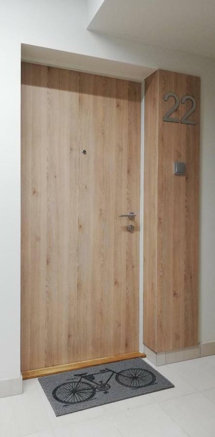 Apartament Bielany Oczapowskiego Varşovia Exterior foto